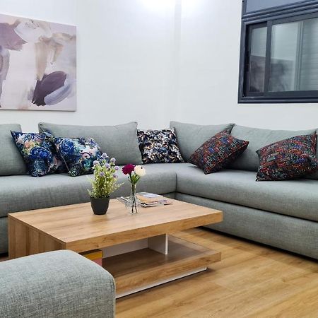 Cosy 2 Bedrooms Apartment In The Heart Of 卡萨布兰卡 外观 照片